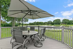 570 Sandpebble Dr, Schaumburg, IL 60193 - Photo 34