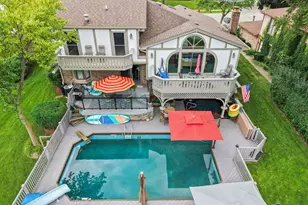 570 Sandpebble Dr, Schaumburg, IL 60193 - Photo 48