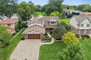 570 Sandpebble Dr, Schaumburg, IL 60193 - Photo 46