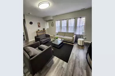 2315 E 70th Place #213, Chicago, IL 60649 - Photo 2