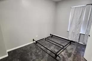 2315 E 70th Pl, Chicago, IL 60649 - Photo 12