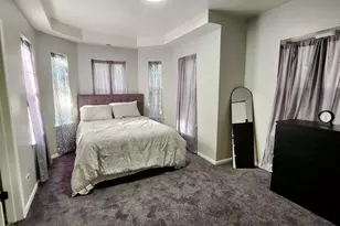 2315 E 70th Pl, Chicago, IL 60649 - Photo 10