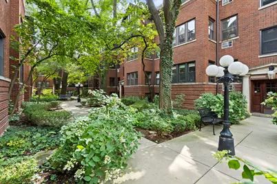 821 Lake Street #2S, Oak Park, IL 60301 - Photo 2
