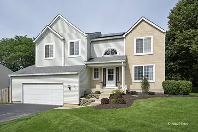 300 Briarwood Lane, Algonquin, IL 60102 - Photo 1