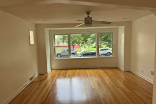 5430 W Berteau Ave, Chicago, IL 60641 - Photo 12