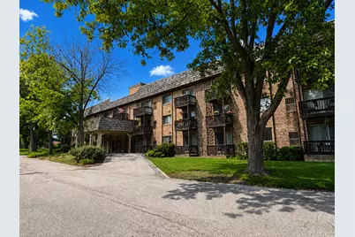 241 W Main Street #201, Lake Zurich, IL 60047 - Photo 1