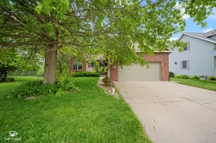 246 Teal Ln, Braidwood, IL 60408 - Photo 4