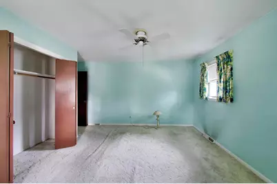 1910 E Robinhood Lane, Arlington Heights, IL 60004 - Photo 24