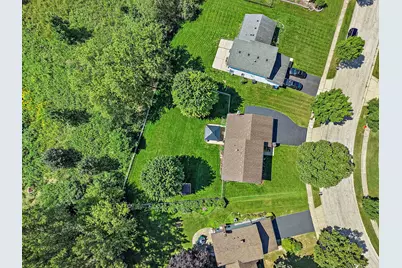 1341 S Parkview Terrace, Algonquin, IL 60102 - Photo 2