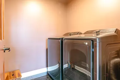 8208 Country Shire Lane, Spring Grove, IL 60081 - Photo 20