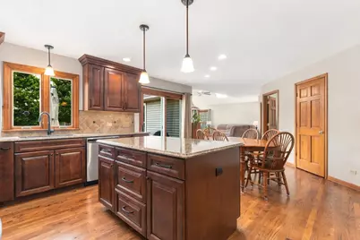 1225 Willowcrest Court, Aurora, IL 60504 - Photo 12