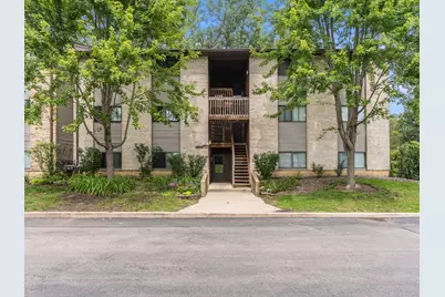 2350 South Street #D, Elgin, IL 60123 - Photo 1