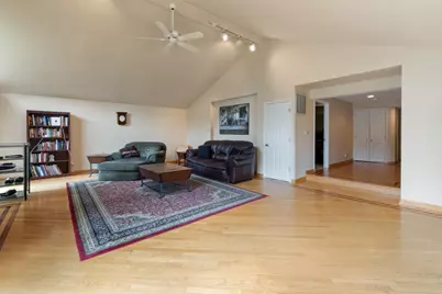 1621 Longmeadow Drive, Glenview, IL 60026 - Photo 16