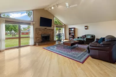 1621 Longmeadow Drive, Glenview, IL 60026 - Photo 14