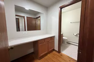 826 N Milwaukee Ave, Libertyville, IL 60048 - Photo 6
