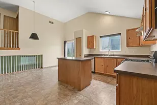 2220 White Eagle Dr, Plainfield, IL 60586 - Photo 6