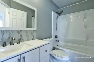 94 Charlotte Ct, Cary, IL 60013 - Photo 20