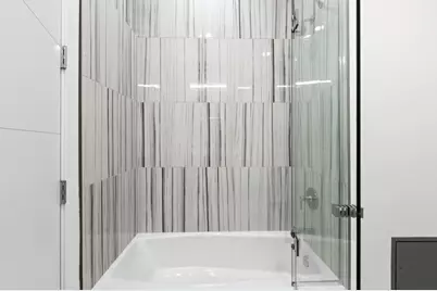159 W North Avenue #304, Chicago, IL 60610 - Photo 6
