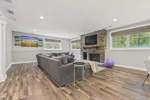 24145 W Milton Rd, Hawthorn Woods, IL 60047 - Photo 26