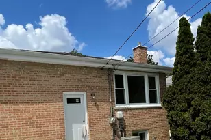 7925 Natchez Ave, Burbank, IL 60459 - Photo 2