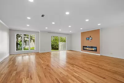 628 Martin Lane, Deerfield, IL 60015 - Photo 6