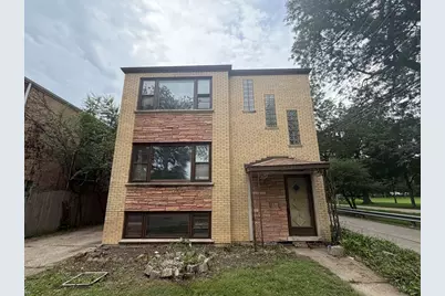 4552 N Lockwood Avenue, Chicago, IL 60630 - Photo 1