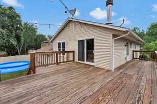 27 Spring Valley Ln, Streamwood, IL 60107 - Photo 26