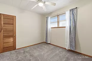 5364 N Latrobe Ave, Chicago, IL 60630 - Photo 10