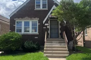 6204 S McVicker Ave, Chicago, IL 60638 - Photo 1