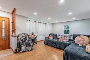2139 Cherry Ave, Hanover Park, IL 60133 - Photo 2