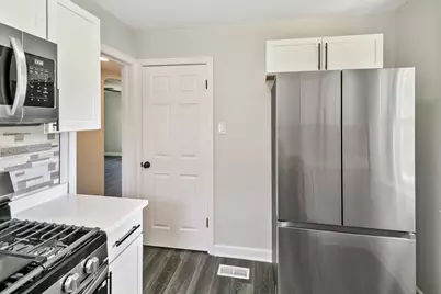 9516 Jackson Avenue, Brookfield, IL 60513 - Photo 12