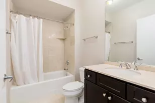 565 W Quincy St, Chicago, IL 60661 - Photo 18