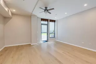 565 W Quincy St, Chicago, IL 60661 - Photo 10