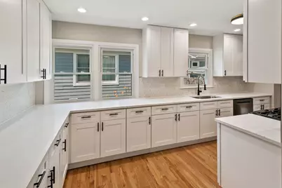 145 Walton Street, Barrington, IL 60010 - Photo 6