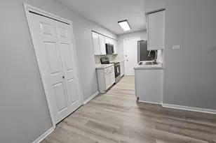 12620 S Alpine Dr, Alsip, IL 60803 - Photo 6