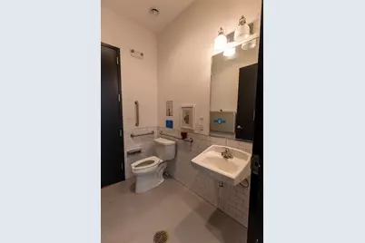 6805 Stanley Avenue, Berwyn, IL 60402 - Photo 10