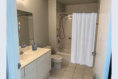 1720 Maple Avenue #204, Evanston, IL 60201 - Photo 8