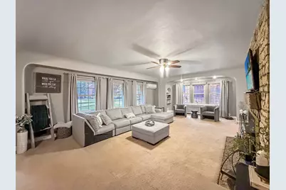 1544 W Lincoln Boulevard, Freeport, IL 61032 - Photo 4