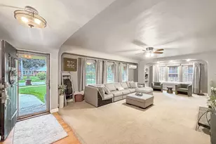 1544 W Lincoln Blvd, Freeport, IL 61032 - Photo 2