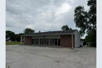 1305 N Fairfield Road, Round Lake Beach, IL 60073 - Photo 2
