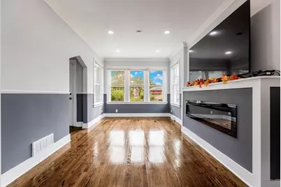 6438 S Hoyne Avenue, Chicago, IL 60636 - Photo 2