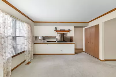 1615 Estate Circle, Naperville, IL 60565 - Photo 6