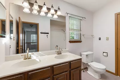 1615 Estate Circle, Naperville, IL 60565 - Photo 16