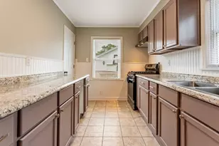5368 Otto Pl, Oak Lawn, IL 60453 - Photo 10