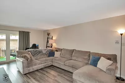 17713 Harlem Avenue #15, Tinley Park, IL 60477 - Photo 2
