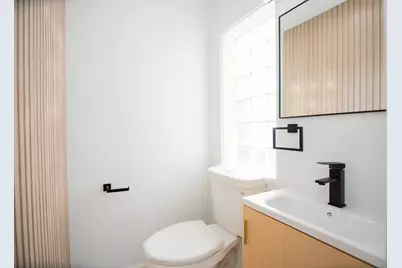 8013 S Harper Avenue, Chicago, IL 60619 - Photo 16