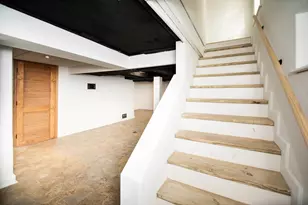 8013 S Harper Ave, Chicago, IL 60619 - Photo 26