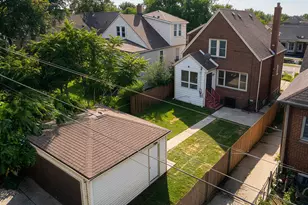 8013 S Harper Ave, Chicago, IL 60619 - Photo 32