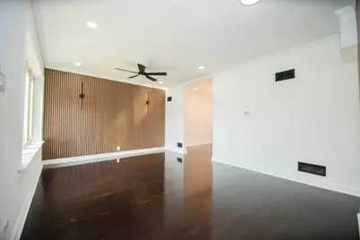 8013 S Harper Avenue, Chicago, IL 60619 - Photo 6