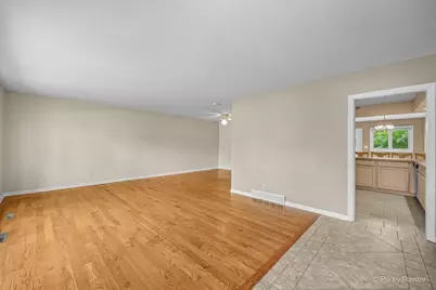 132 Scott Drive, East Dundee, IL 60118 - Photo 6